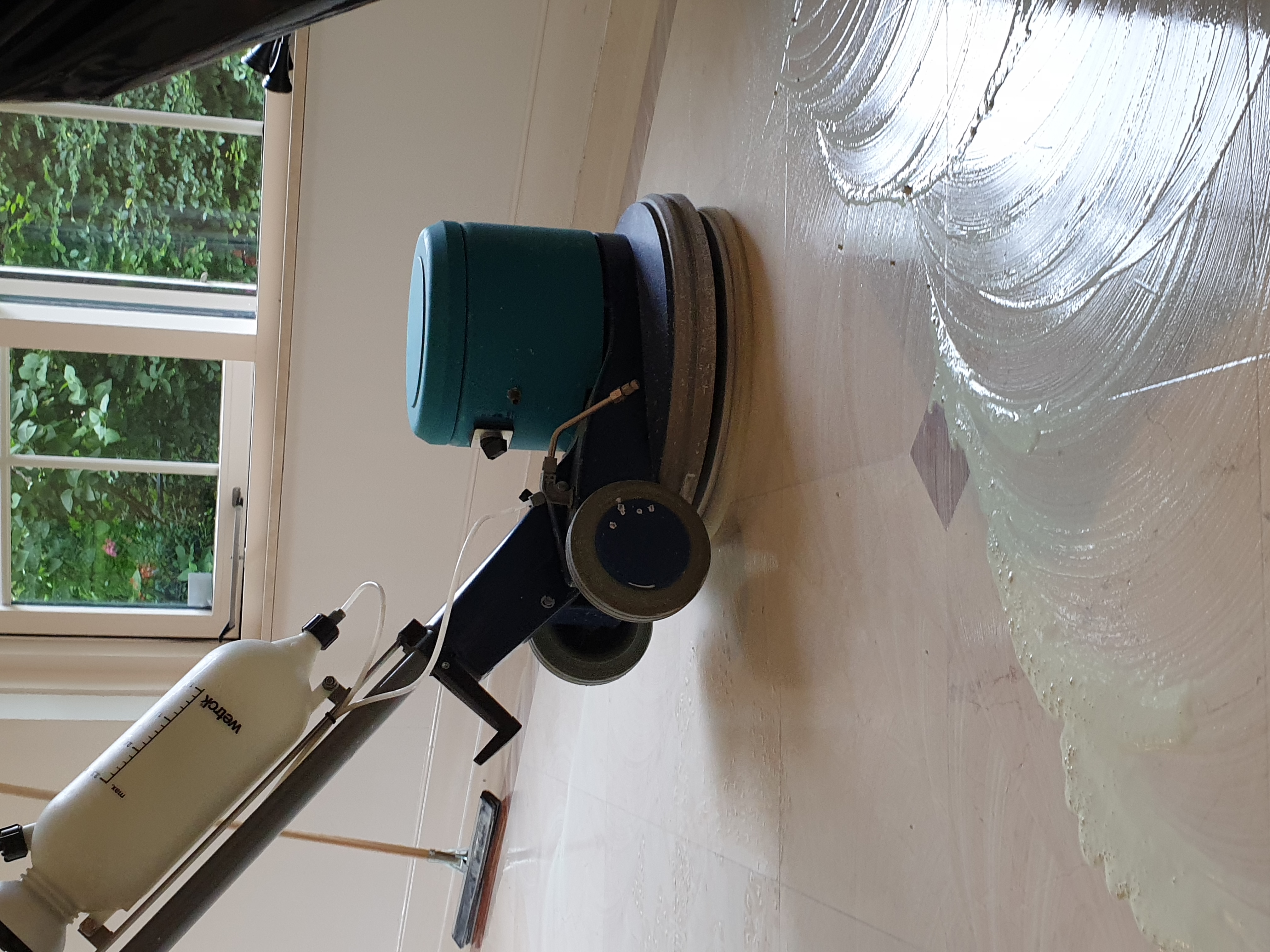 Natuursteen polijsten